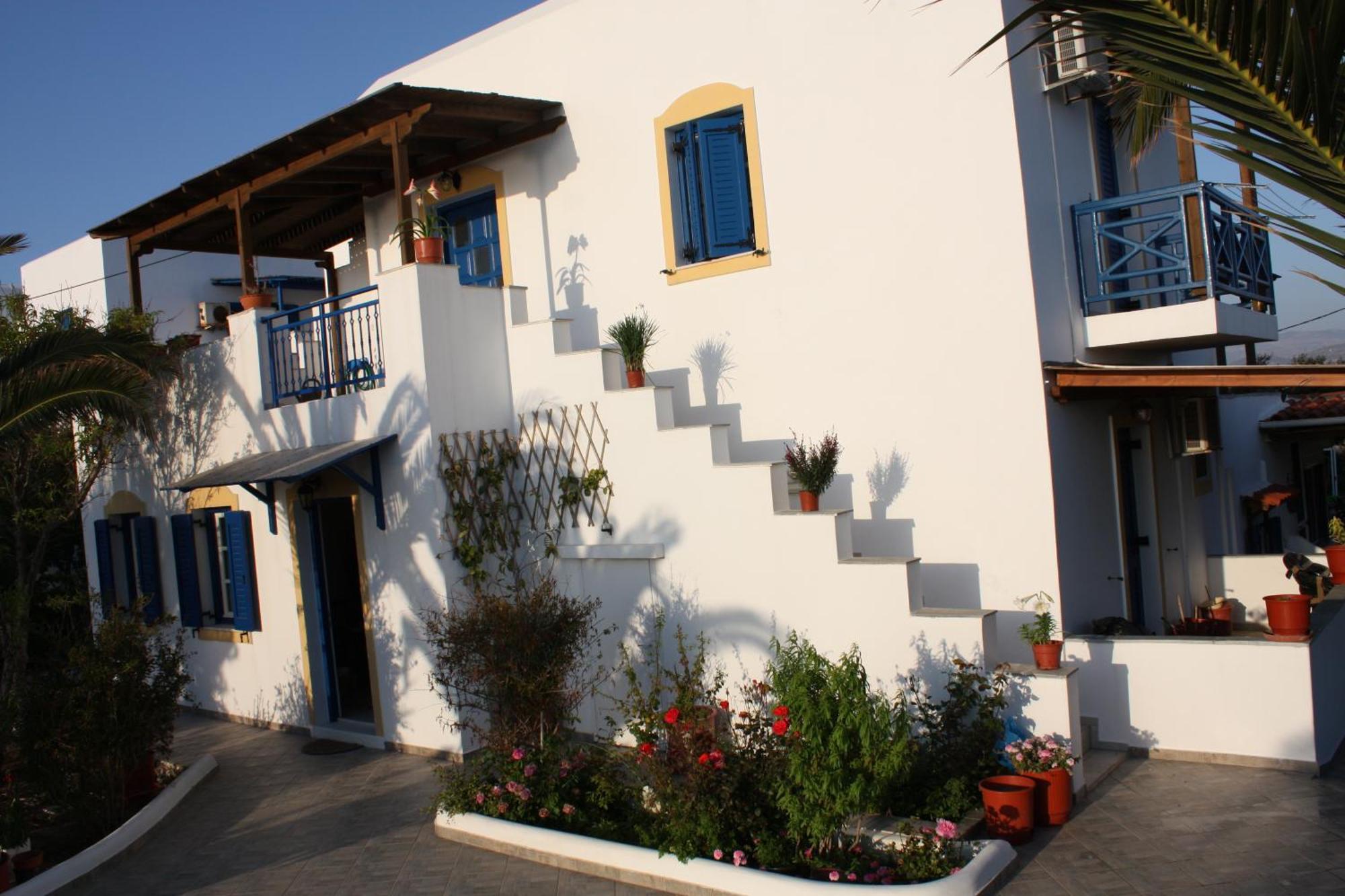 Mina'S Studios In Naxos Island Άγιος Προκόπιος Εξωτερικό φωτογραφία