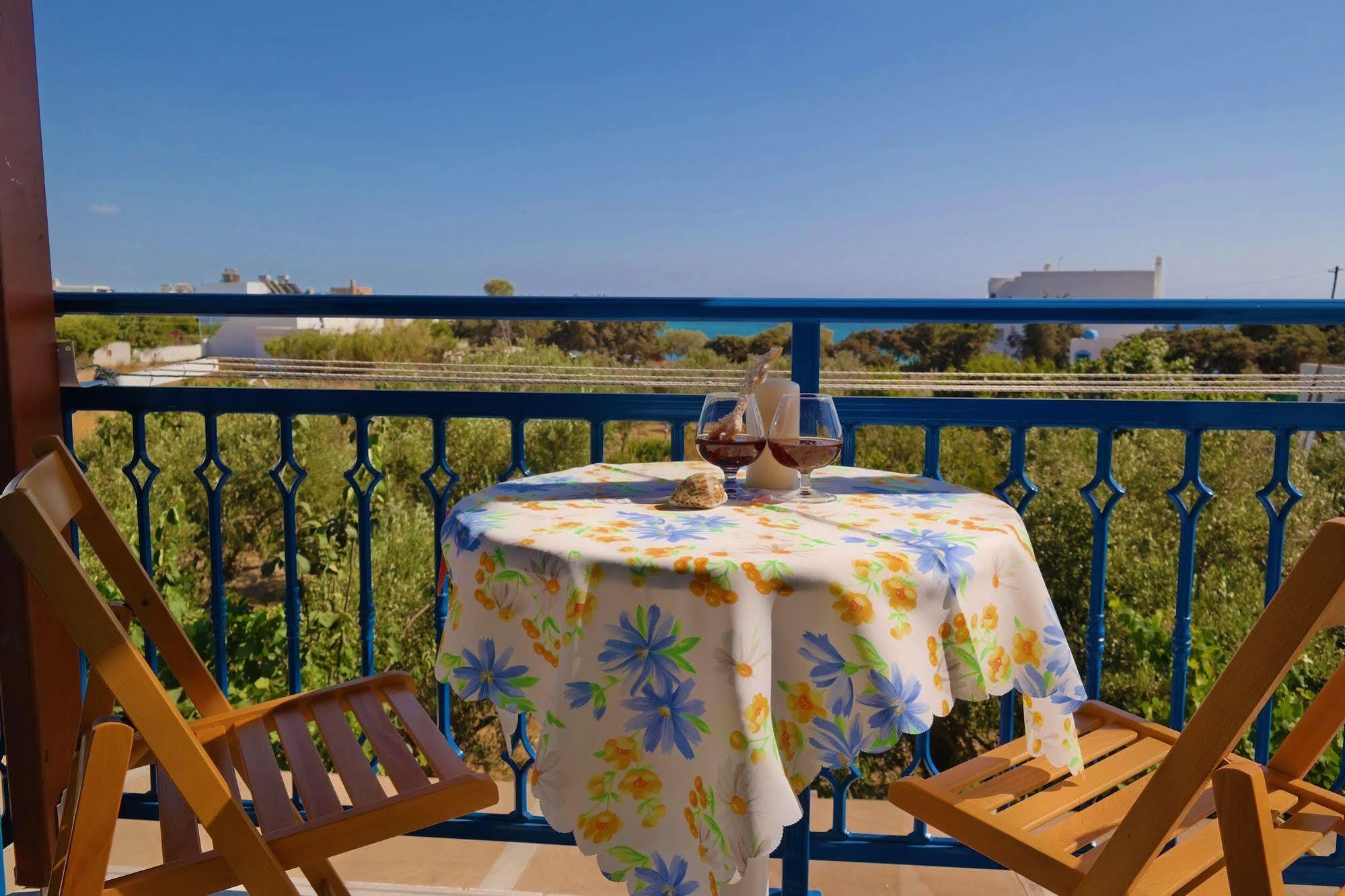 Mina'S Studios In Naxos Island Άγιος Προκόπιος Εξωτερικό φωτογραφία